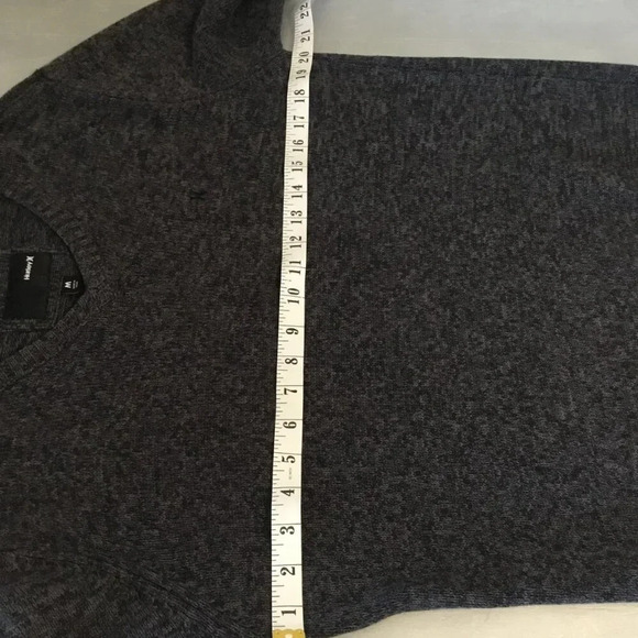 Hurley Knit V Neck  Grey / Black 100% Cotton Sweater SZ M - Picture 8 of 8
